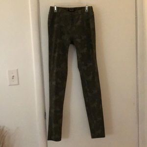 Camo leggings